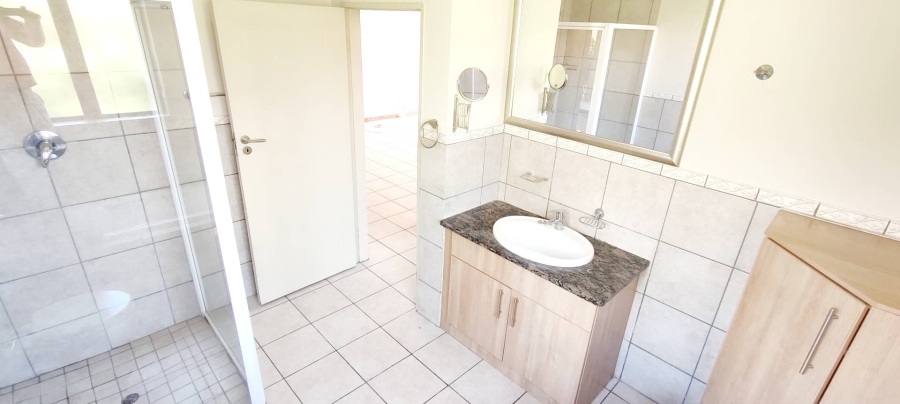 2 Bedroom Property for Sale in Xanadu Eco Park North West